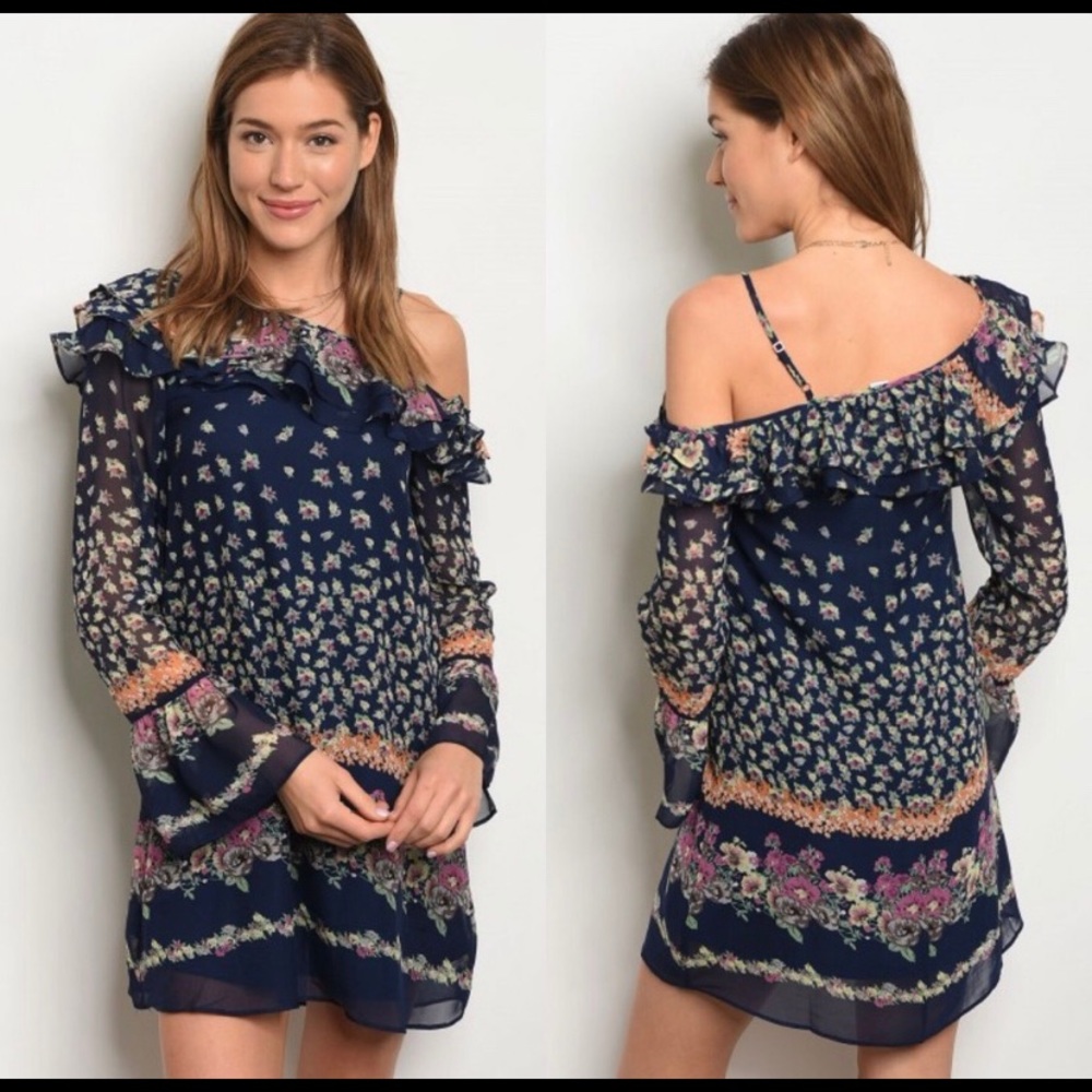 🕶NAVY FLORAL OFF SHOULDER DRESS - Picture 2 of 3